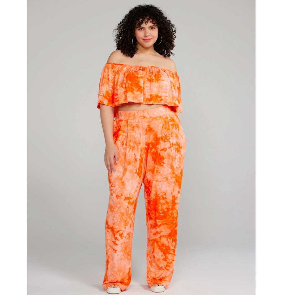 Fashion to Figure Off Shoulder cropped Tie-Dye top & relaxed fit pants set NWT